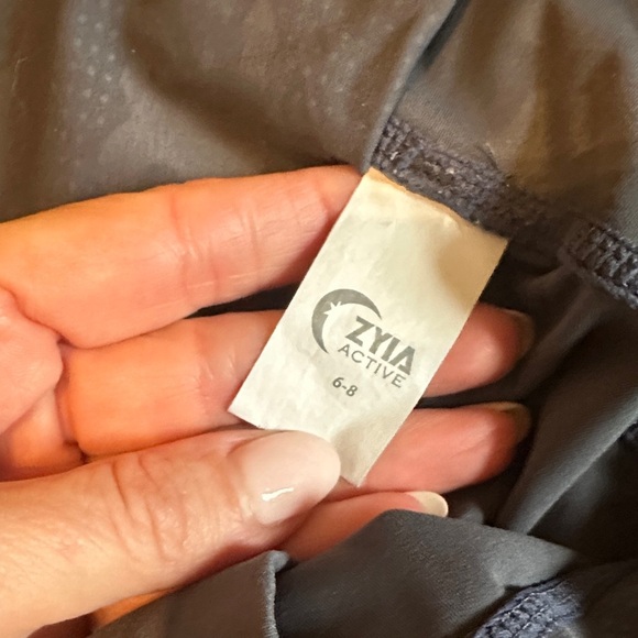 ZYIA grey Camouflage leggings - Picture 2 of 4